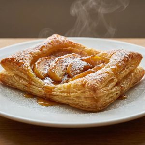 «Медовые слойки с карамелизированным яблоком»
